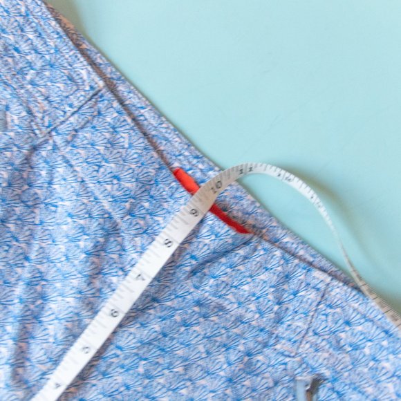 Anthropologie Cartonnier Charlie Shell Print Straight Leg Cropped Trousers Sz 6 - Picture 7 of 10